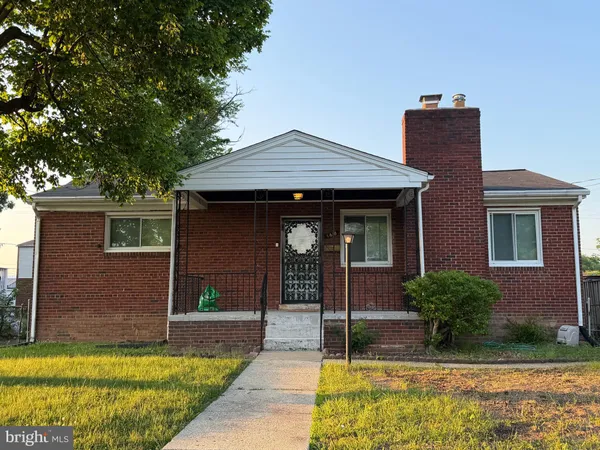 $330,000 | 6618 Insey Street, District Heights, MD 20747