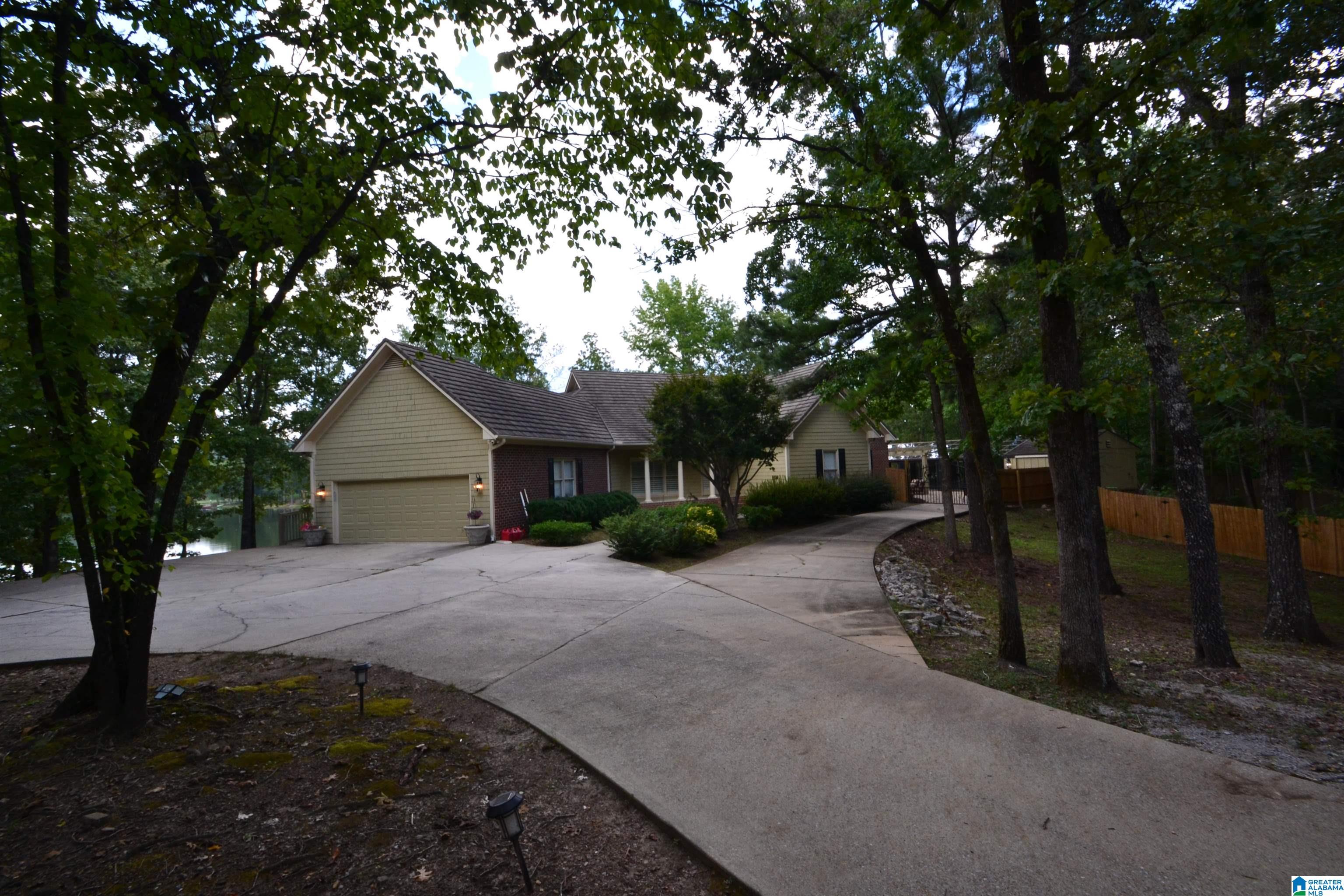 207 Stetson Lane Alabaster, AL 35007 - Photo 1 of 57