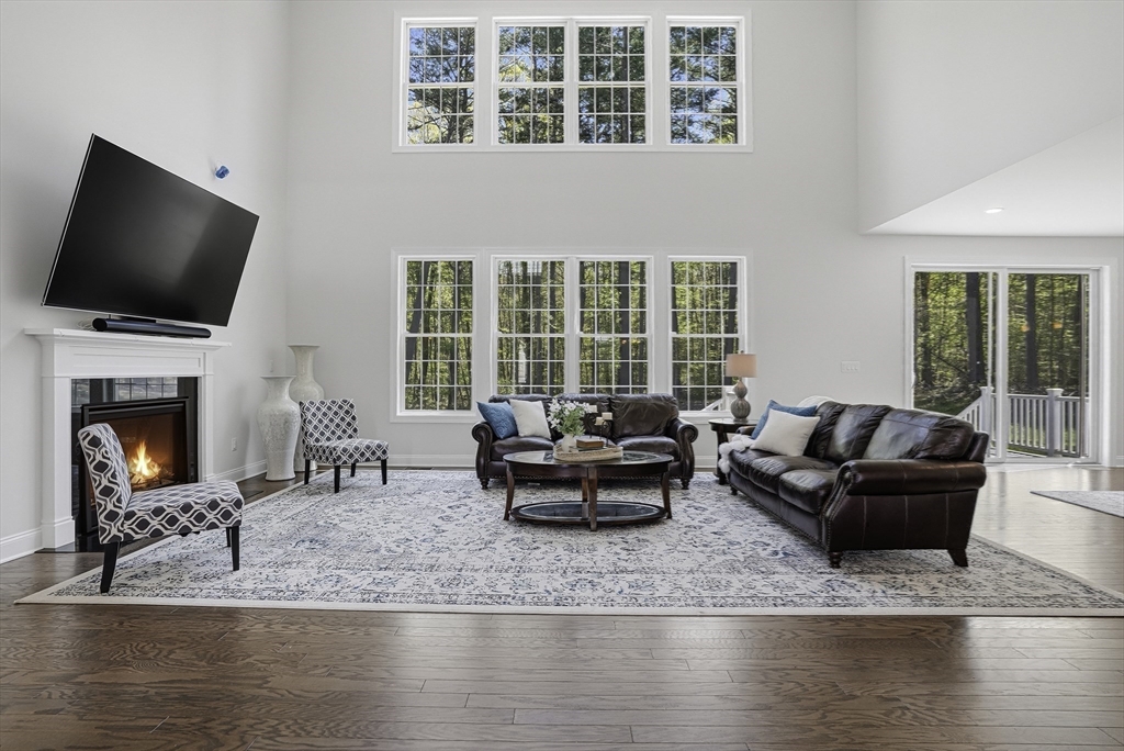 60 Chamberlain Street Hopkinton, MA 01748 - Photo 12 of 41