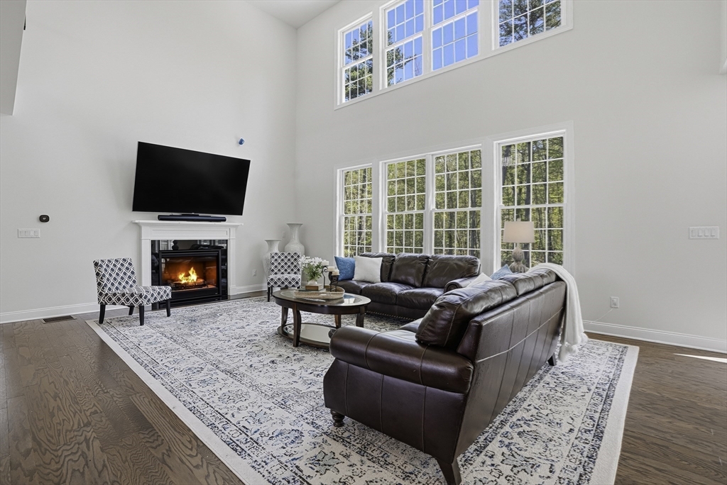60 Chamberlain Street Hopkinton, MA 01748 - Photo 13 of 41