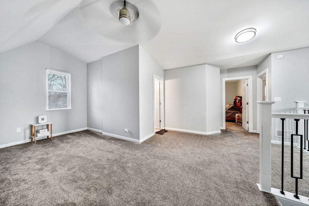 3315 West 161st Street Markham, IL 60428 - Photo 14 of 26 an empty room with closet and a window