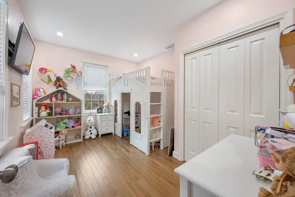 $825,000 | 3 Fellsmere Avenue, Wakefield, MA 01880