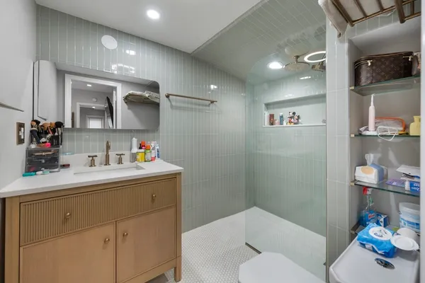 $825,000 | 3 Fellsmere Avenue, Wakefield, MA 01880
