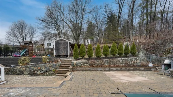 $825,000 | 3 Fellsmere Avenue, Wakefield, MA 01880