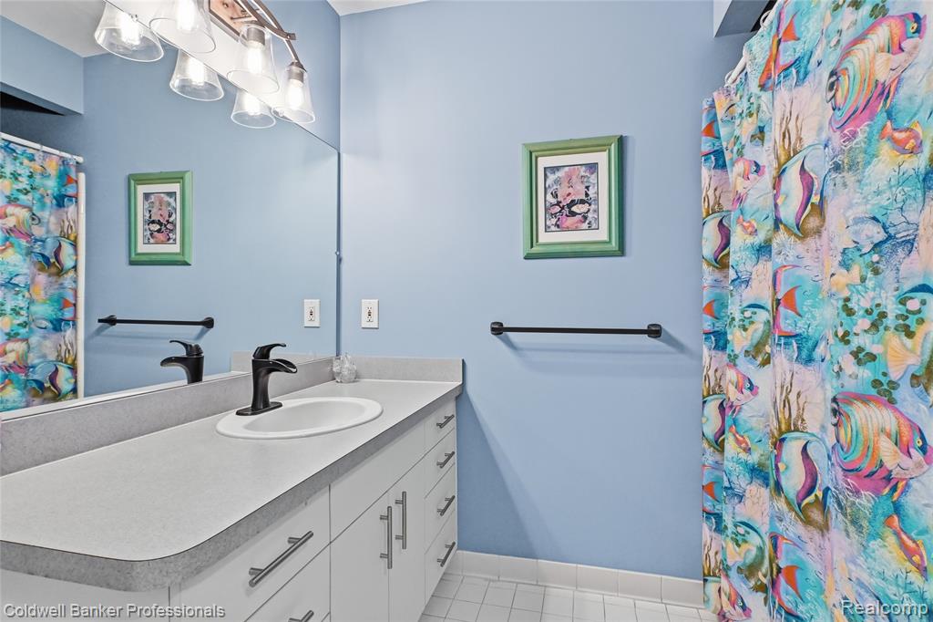 3410 Benstein Road Commerce Township, MI 48382 - Photo 26 of 46