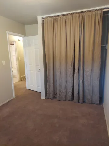 $1,525 | 1120 Lincoln Avenue, Rockford, IL 61102