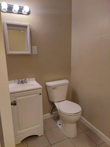 $1,525 | 1120 Lincoln Avenue, Rockford, IL 61102