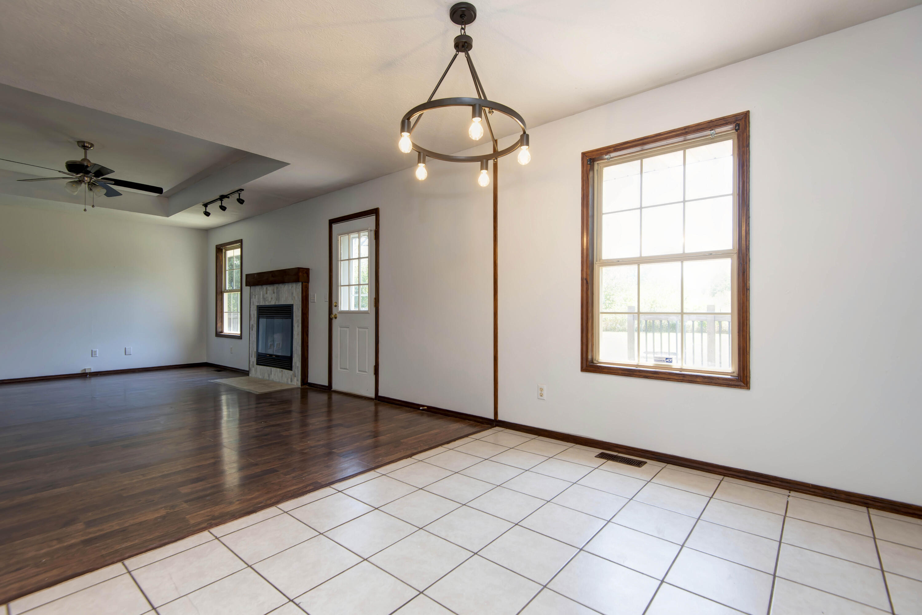 212 East Robin Road Clever, MO 65631 - Photo 11 of 27 Robin (11)