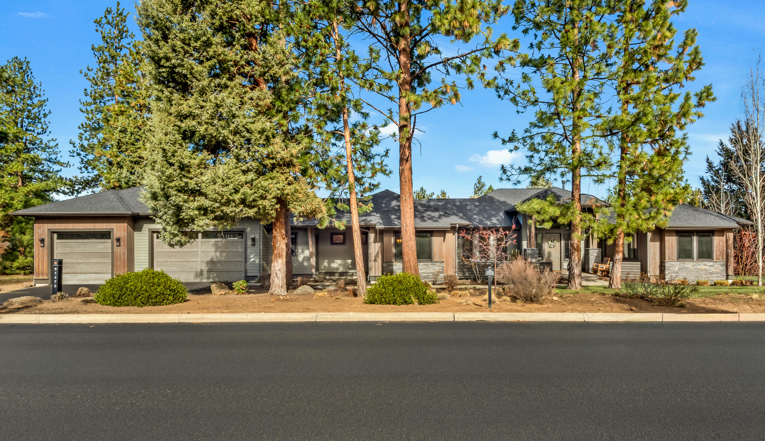 61475 Meeks Trail Bend, OR 97702 - Photo 2 of 35 02