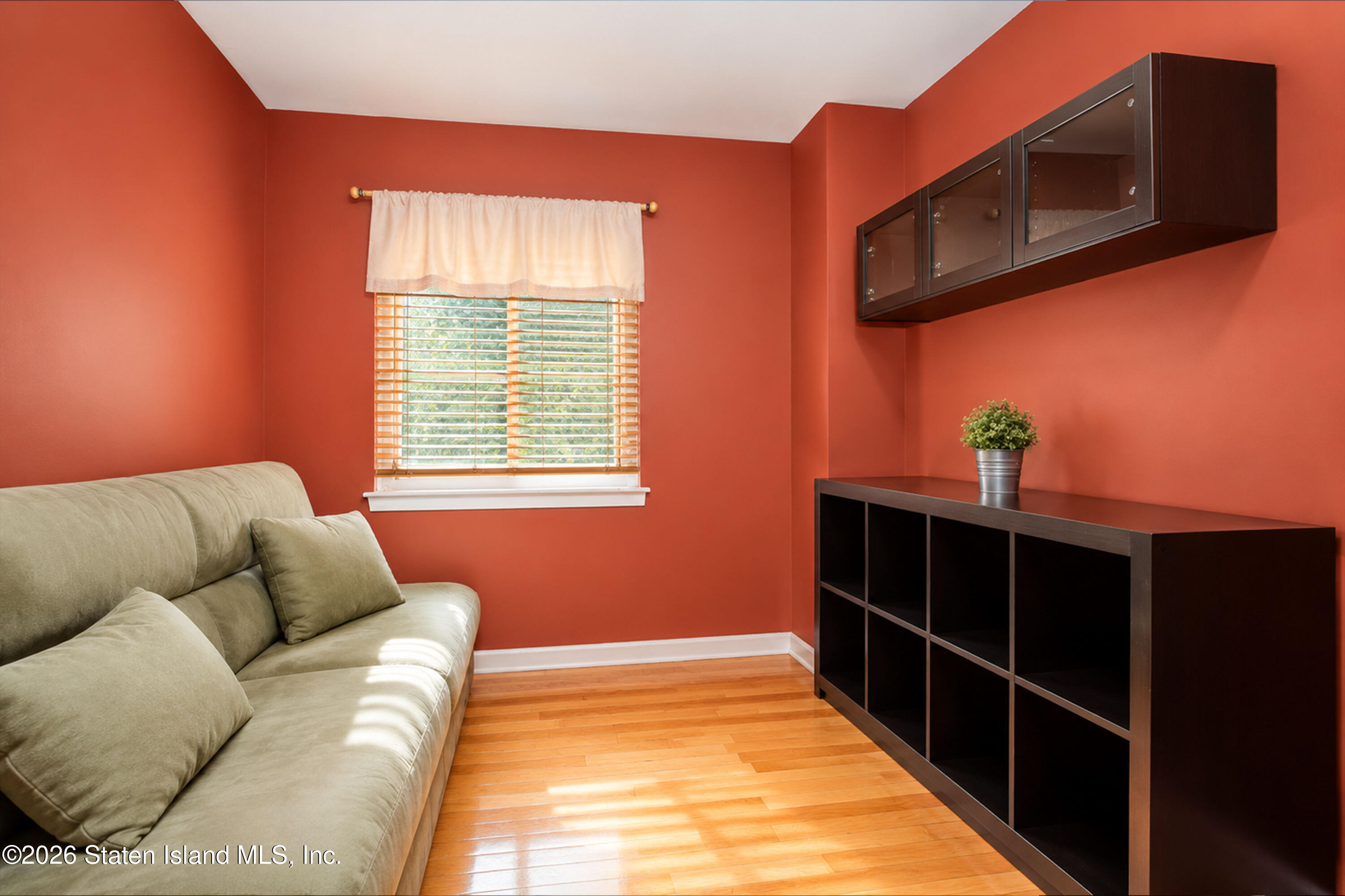 5 Redwood Loop Staten Island, NY 10309 - Photo 21 of 33 20