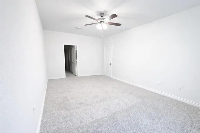 $2,800 | 4019 Cribbing Trail, Aubrey, TX 76227