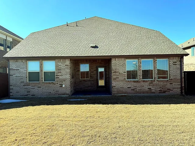 $2,800 | 4019 Cribbing Trail, Aubrey, TX 76227