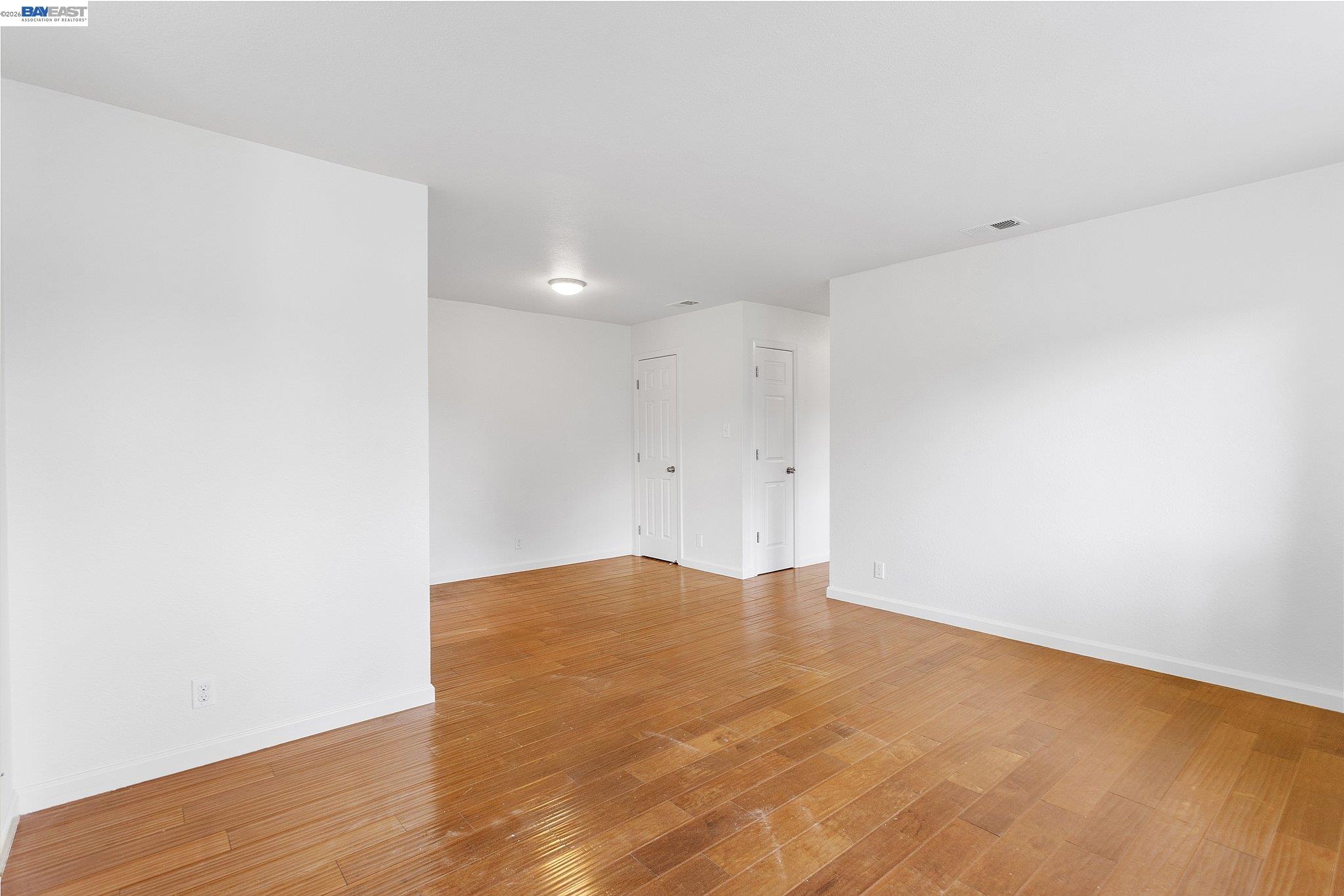 1044 Mohr Lane, Unit D Concord, CA 94518 - Photo 3 of 23