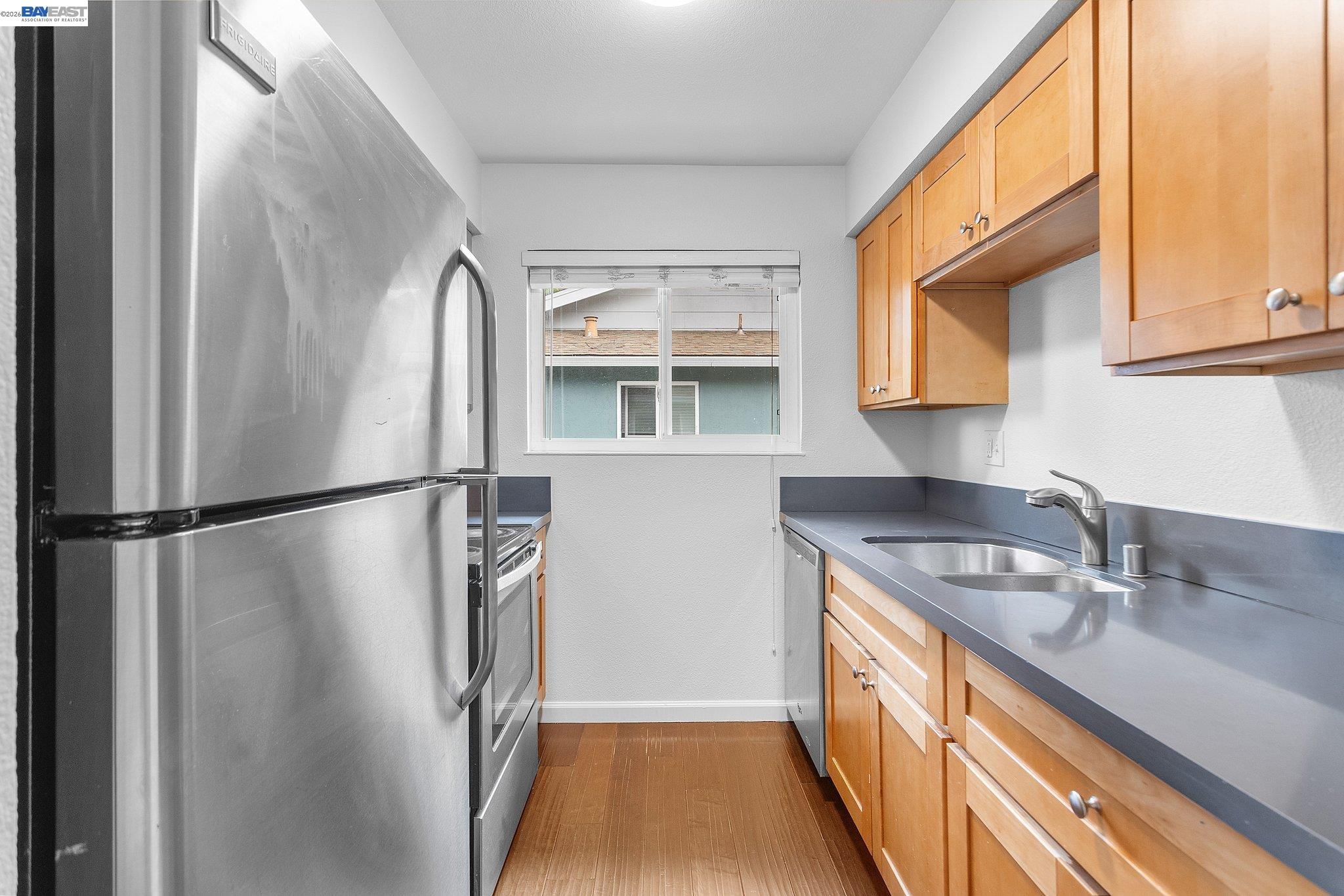 1044 Mohr Lane, Unit D Concord, CA 94518 - Photo 6 of 23