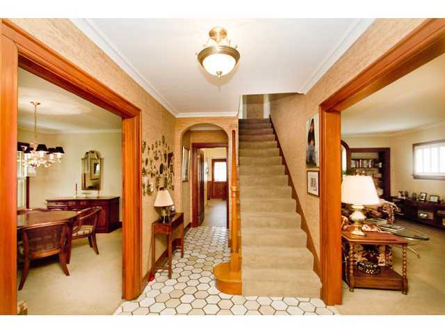 154 South Ardmore Road Columbus, OH 43209 - Photo 6 of 25