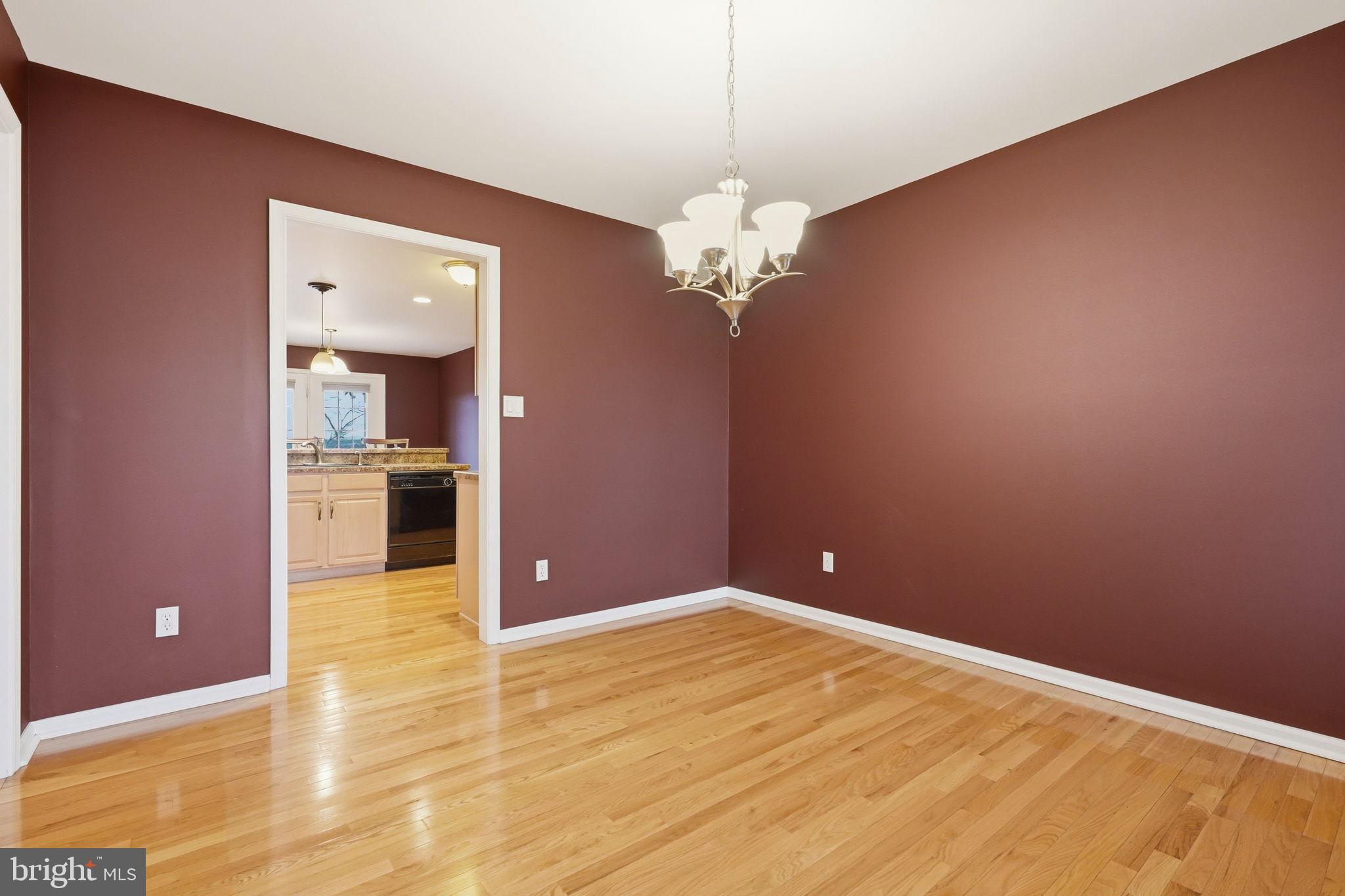5529 Summit Street Whitehall, PA 18052 - Photo 11 of 64