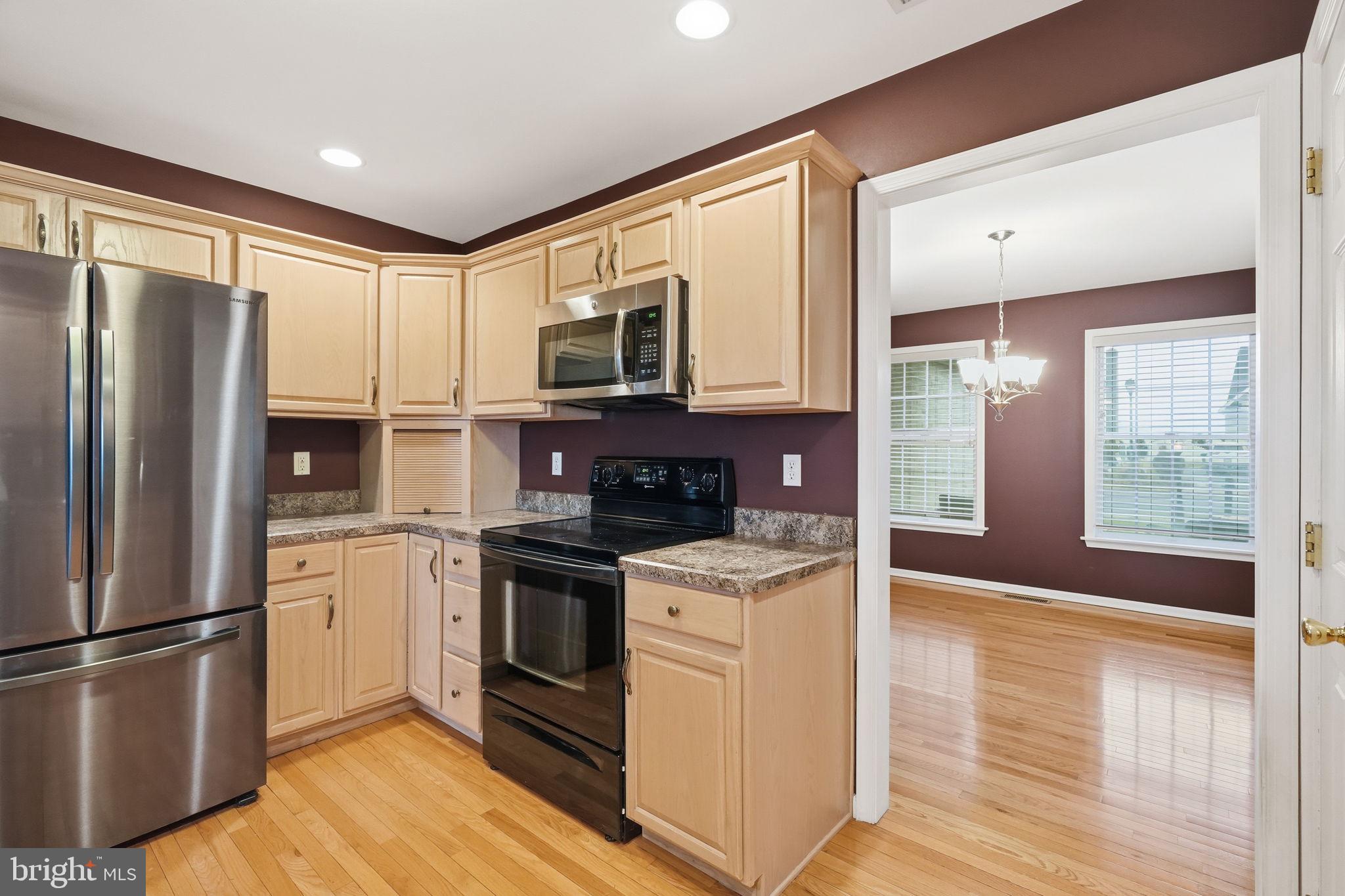 5529 Summit Street Whitehall, PA 18052 - Photo 13 of 64