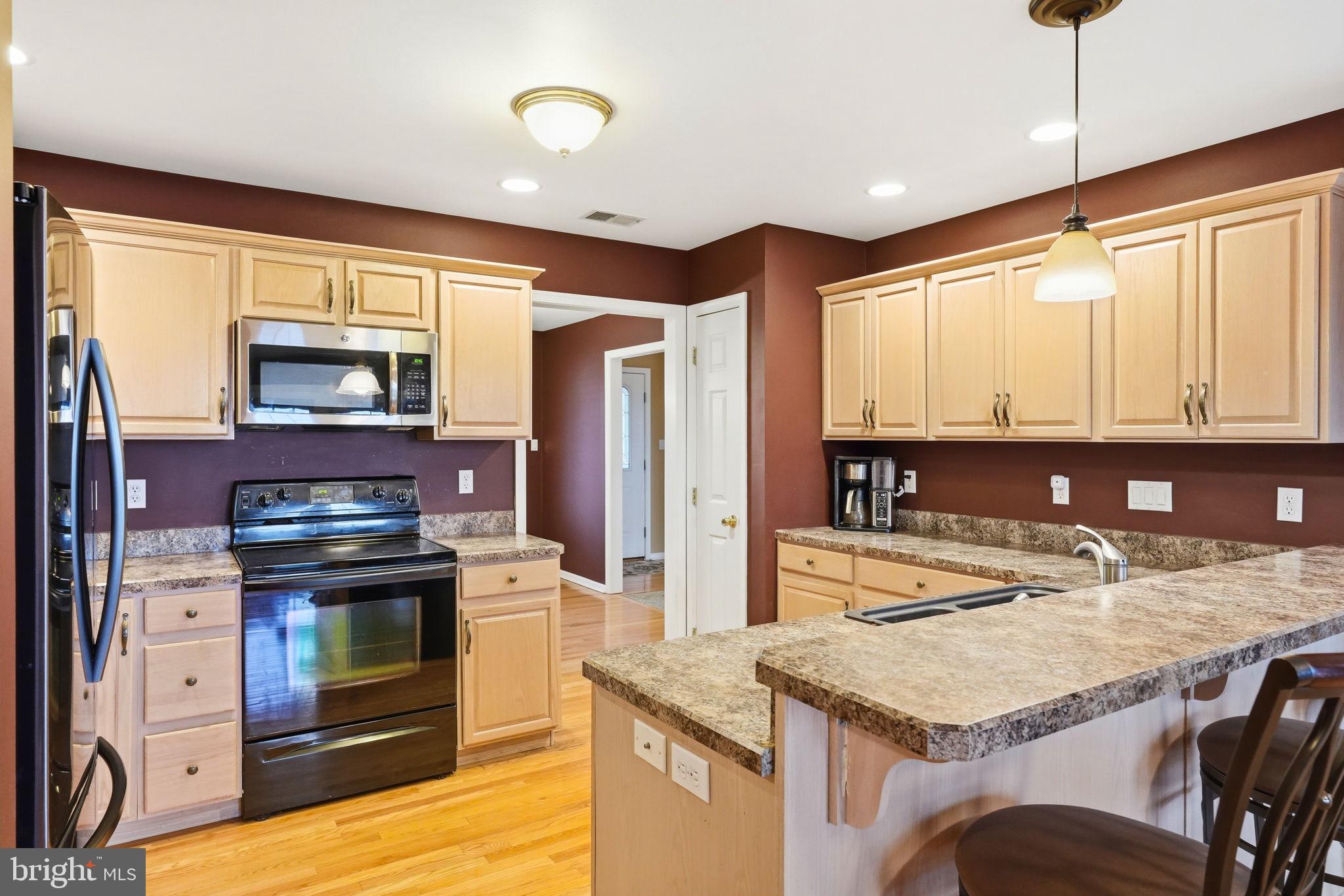 5529 Summit Street Whitehall, PA 18052 - Photo 15 of 64