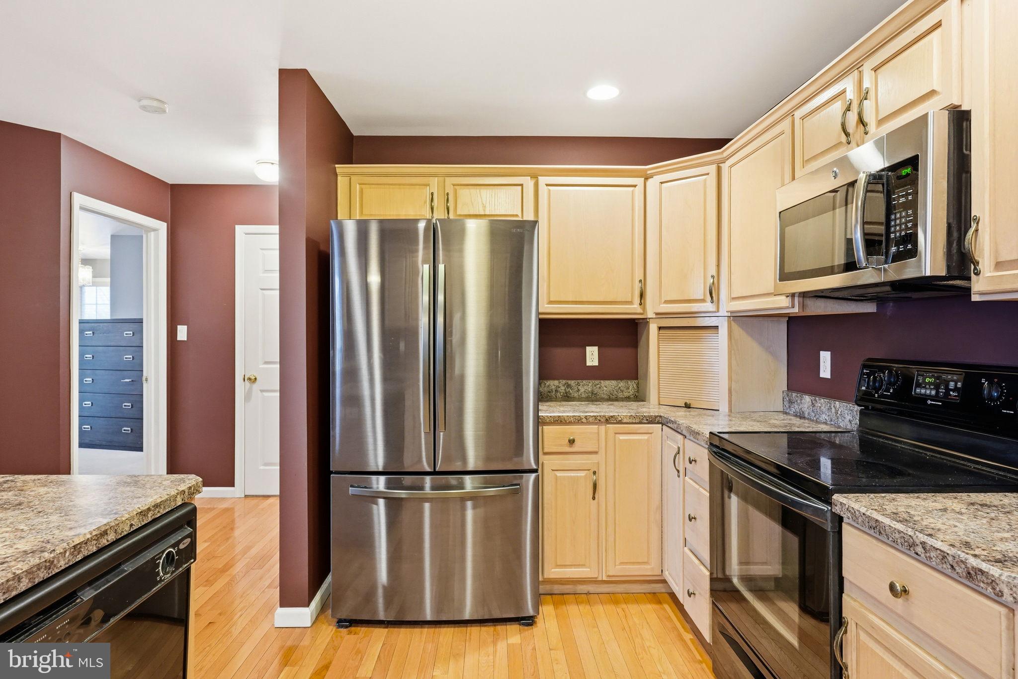 5529 Summit Street Whitehall, PA 18052 - Photo 17 of 64