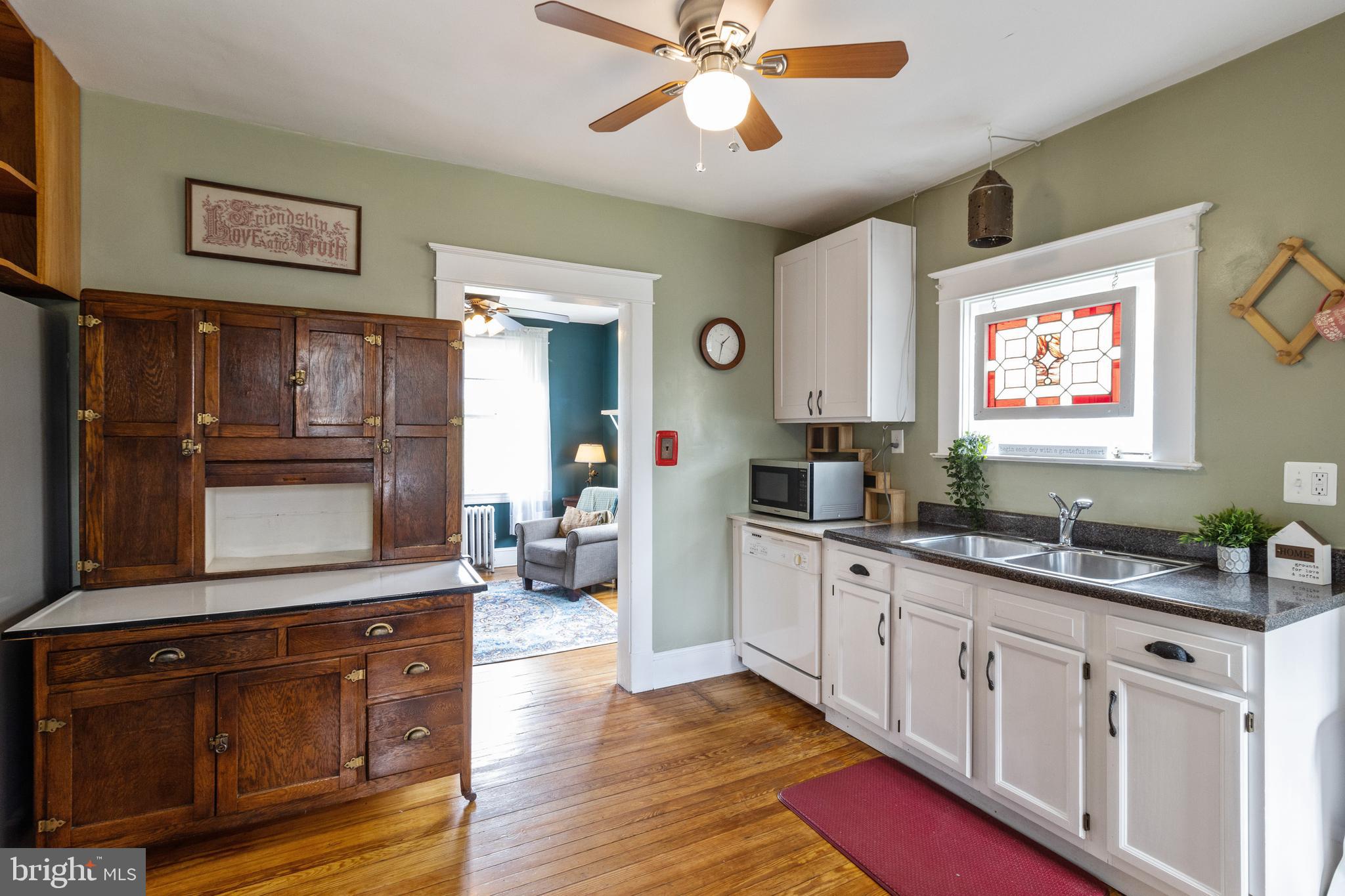 4303 Kensington Road Baltimore, MD 21229 - Photo 26 of 54