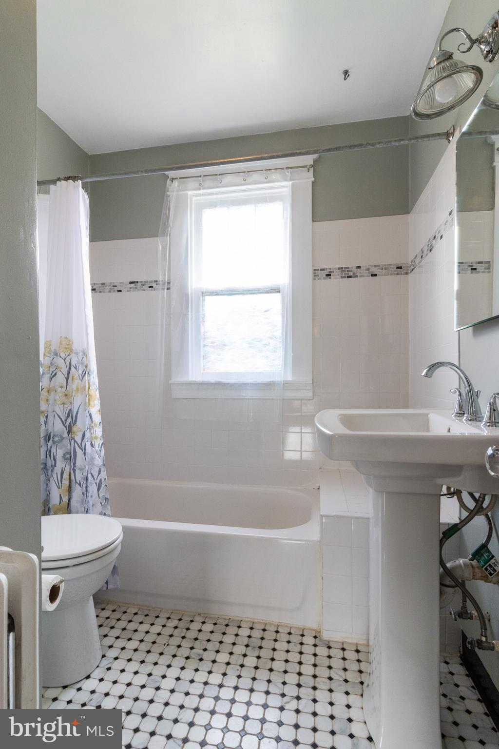 4303 Kensington Road Baltimore, MD 21229 - Photo 36 of 54