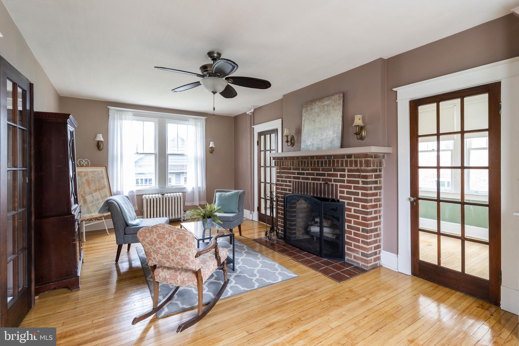 4303 Kensington Road Baltimore, MD 21229 - Photo 7 of 54