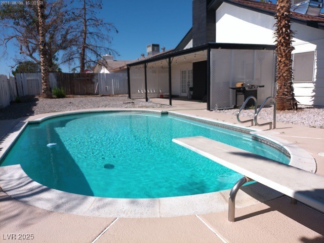 809 Peacock Court Las Vegas, NV 89145 - Photo 14 of 15 View of pool