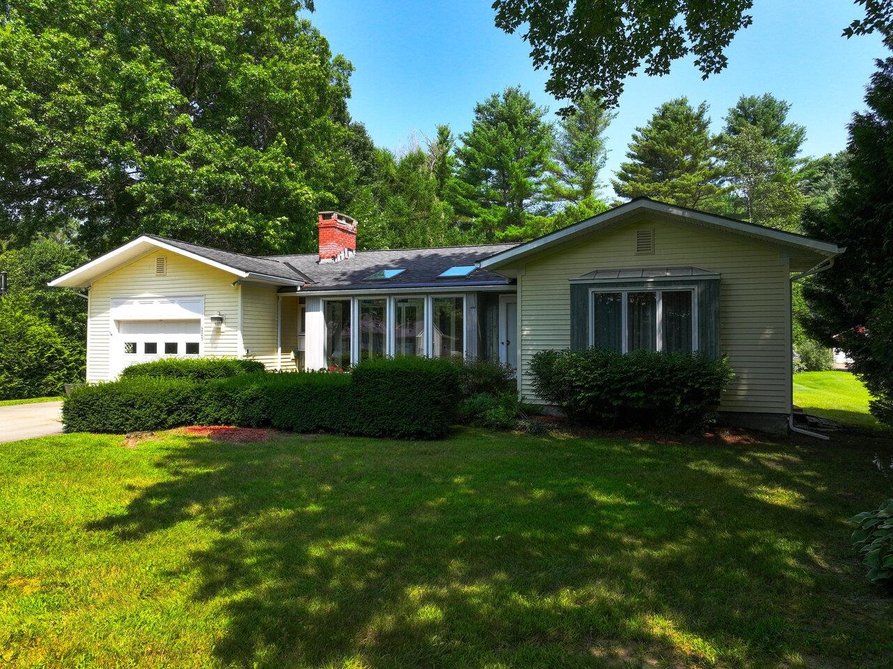 205 River Road Essex, VT 05452 - Photo 1 of 40 Gallery Image 1