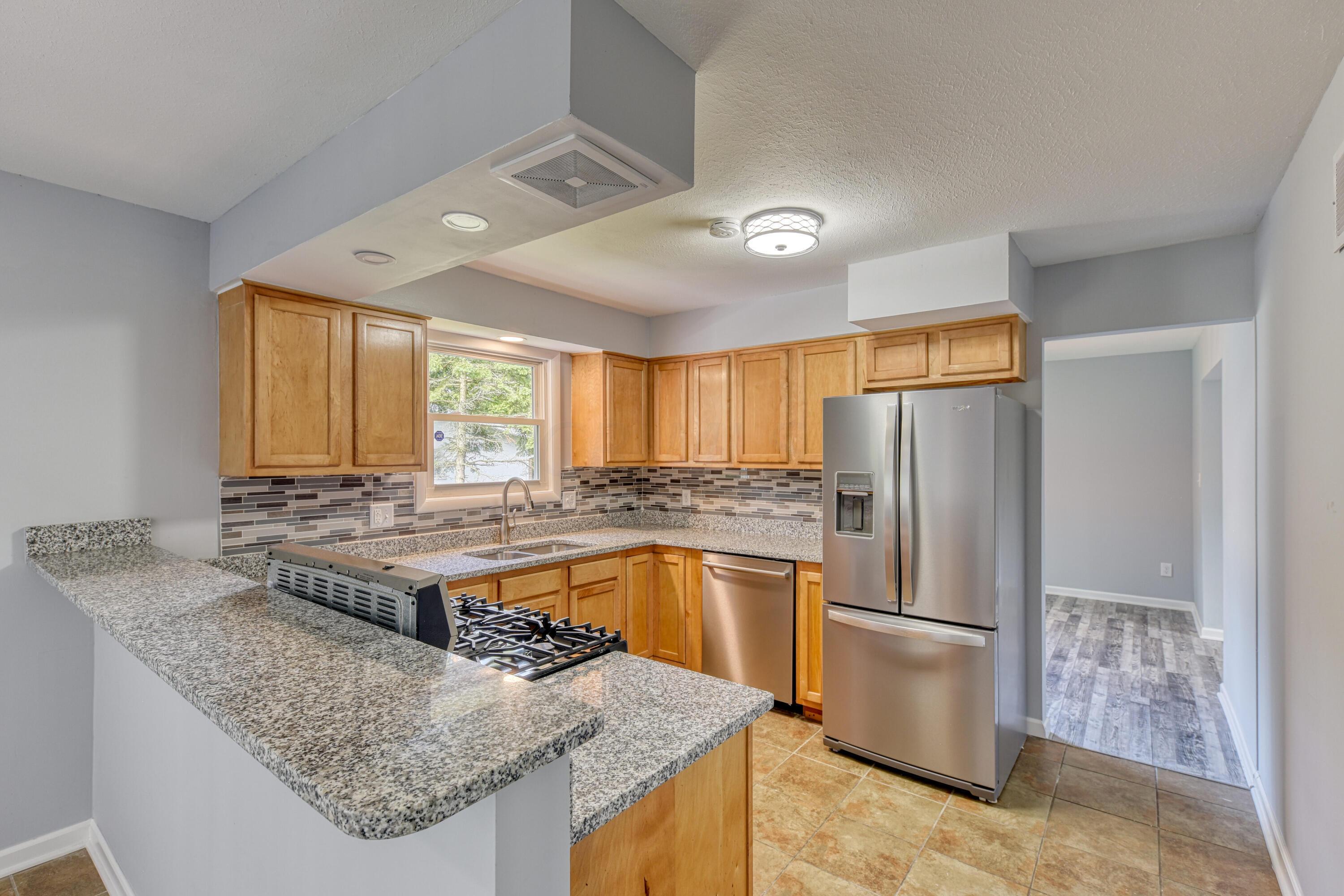 6471 Red Fox Road Reynoldsburg, OH 43068 - Photo 11 of 33 3F14B07C-BE74-49B7-B6AD-B098EAC28EDD