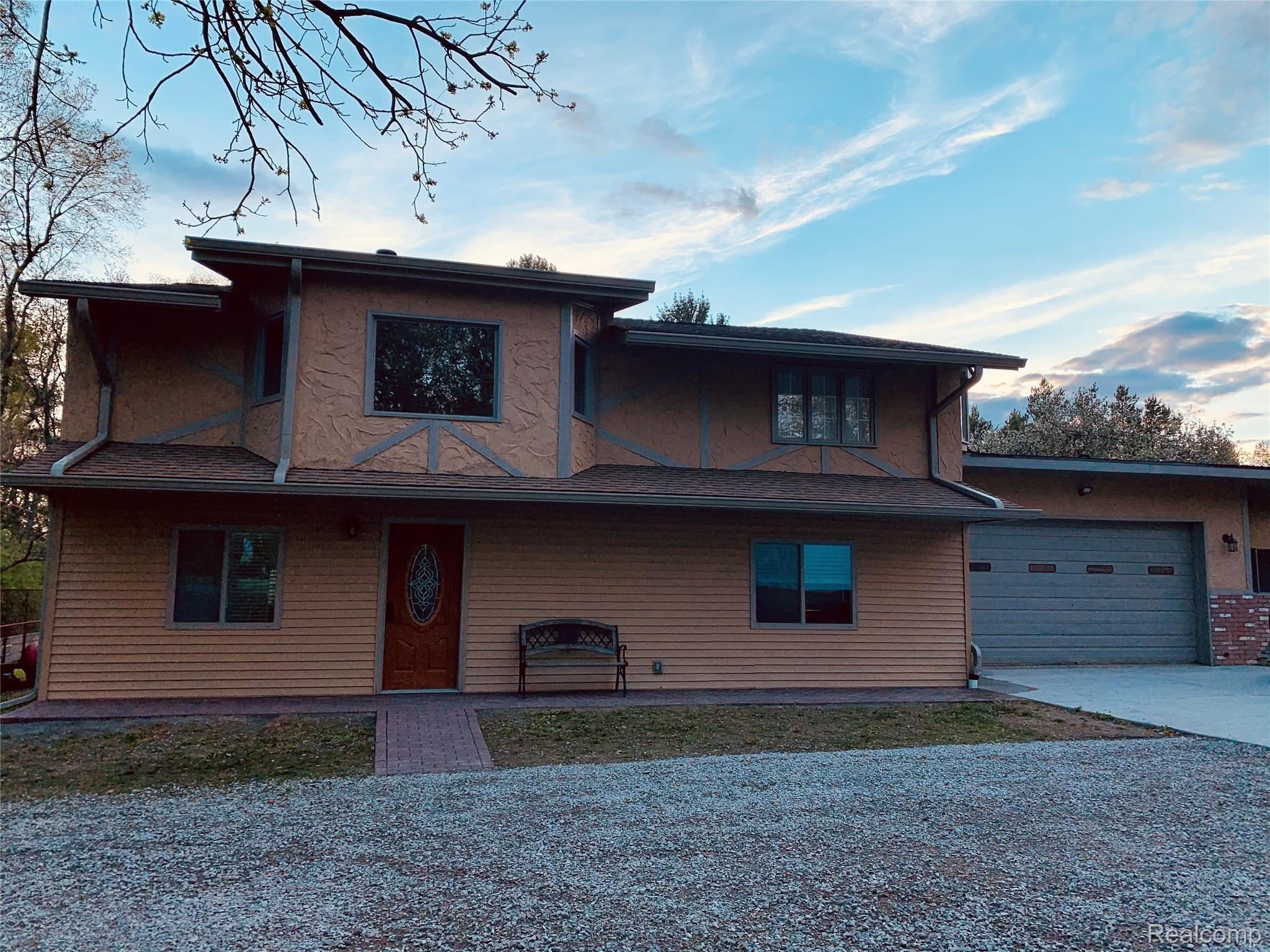 3039 Rochester Road Leonard, MI 48367 - Photo 1 of 66 EBDF2F92-5AAC-40FE-9548-72B3C114FB70.jpeg