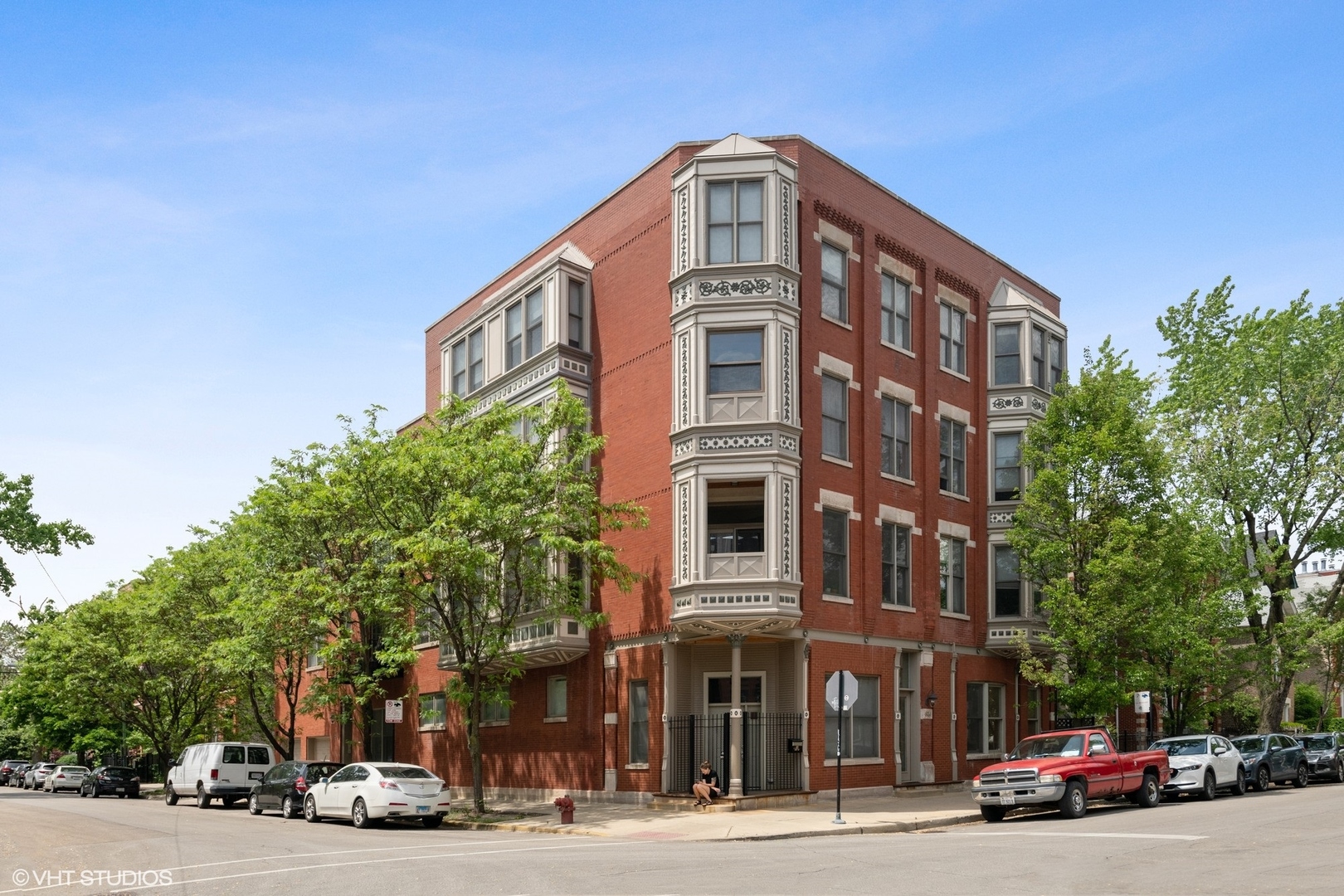 1806 West Rice Street, Unit 2N Chicago, IL 60622 - Photo 1 of 11