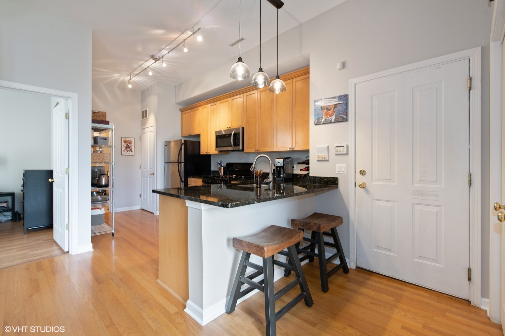 1806 West Rice Street, Unit 2N Chicago, IL 60622 - Photo 5 of 11