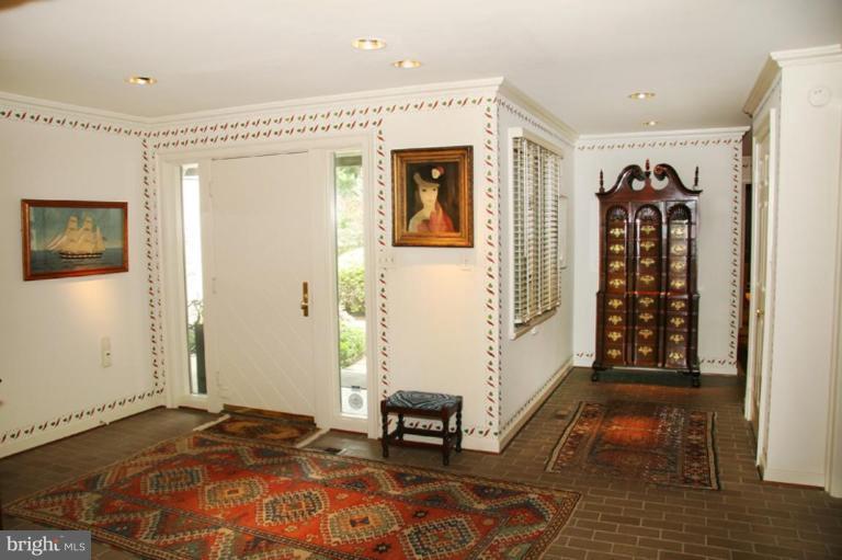 2429 Still Forest Road Pikesville, MD 21208 - Photo 13 of 26 Hallway