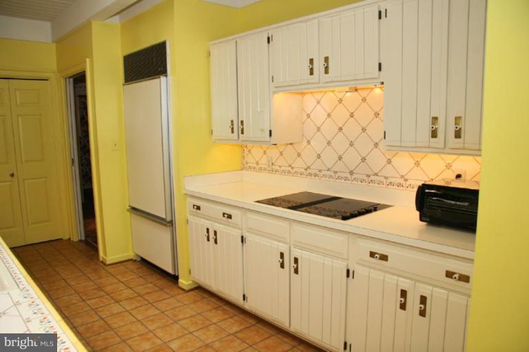 2429 Still Forest Road Pikesville, MD 21208 - Photo 20 of 26 Kitchen #3
