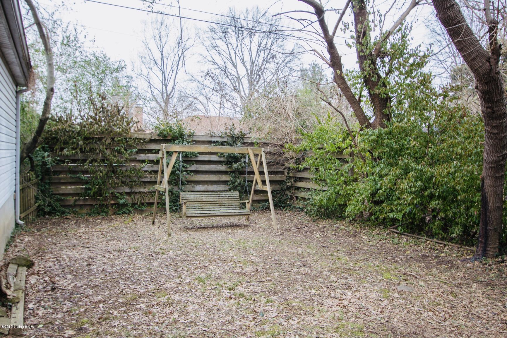 705 Walser Road Louisville, KY 40207 - Photo 36 of 39 fullsizeoutput_71c1