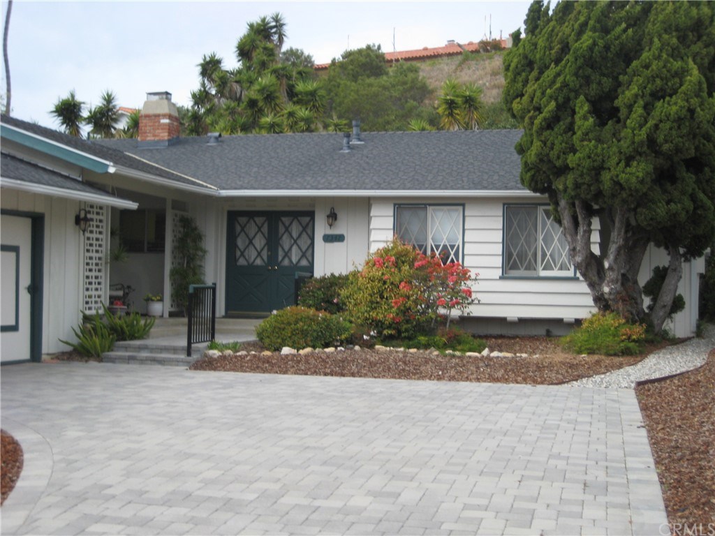 7347 Berry Hill Drive, Rancho Palos Verdes, CA 90275 Compass