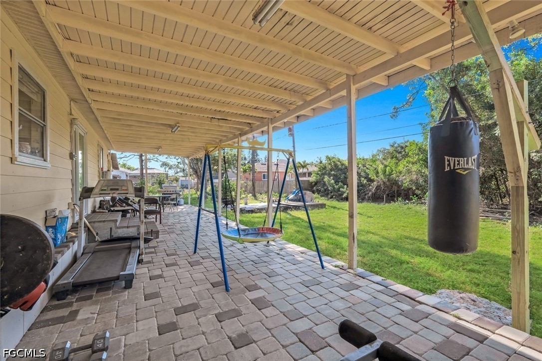 8362 Bamboo Road Fort Myers, FL 33967 - Photo 2 of 24