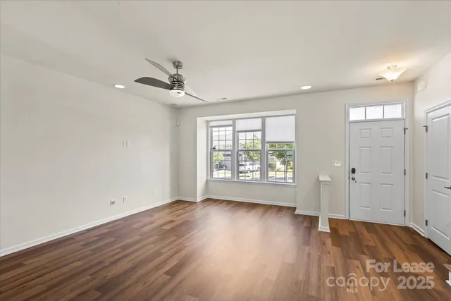 $2,000 | 3323 Major Samuals Way, Charlotte, NC 28208