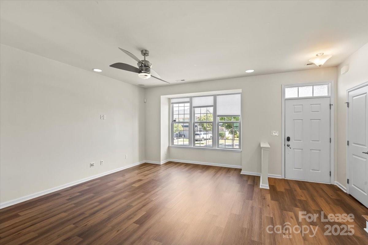 3323 Major Samuals Way Charlotte, NC 28208 - Photo 6 of 27