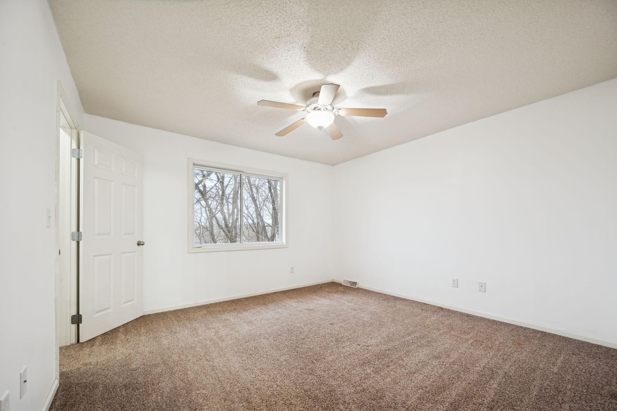 5130 Clear Spring Road Minnetonka, MN 55345 - Photo 12 of 36