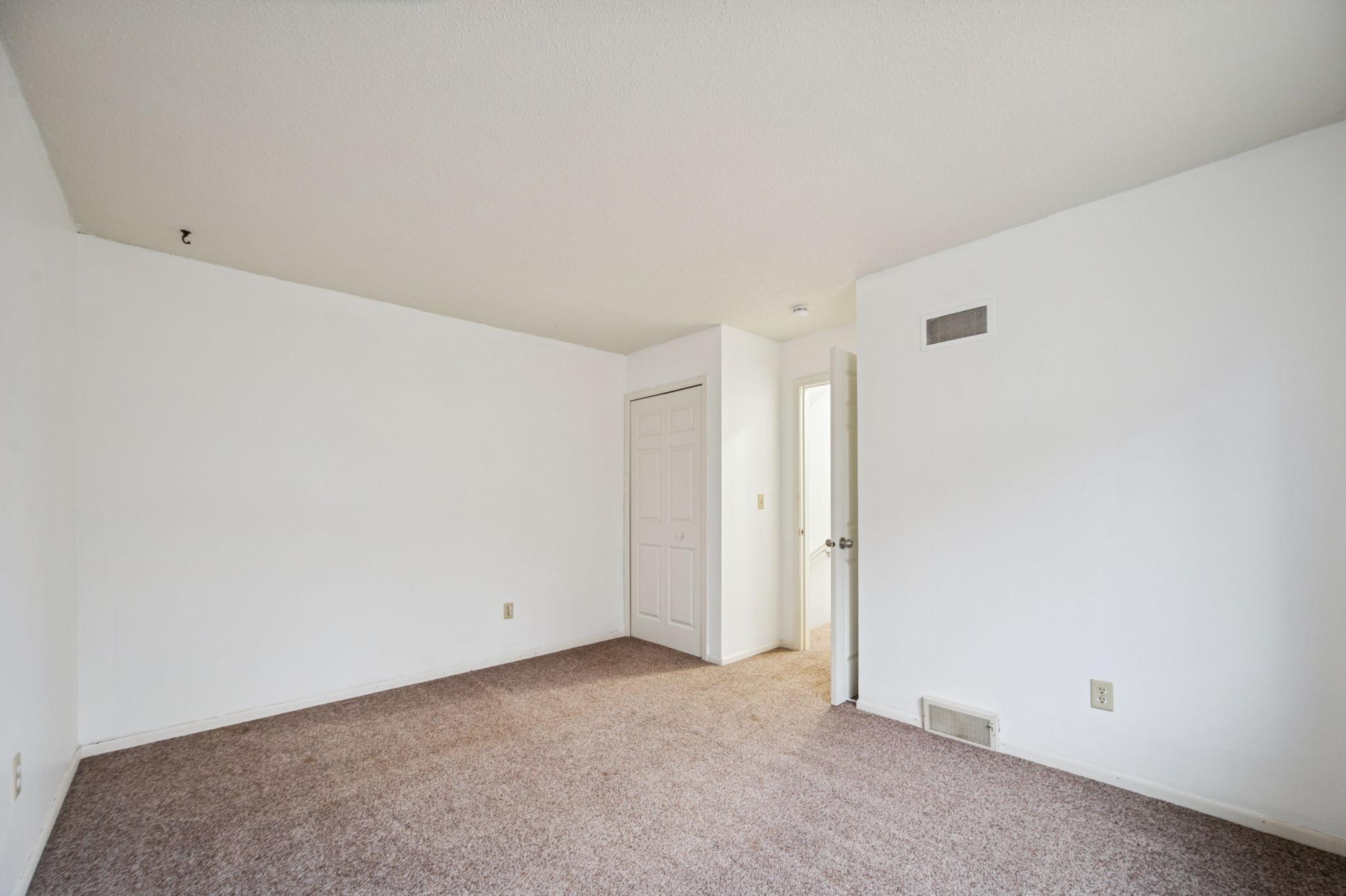 5130 Clear Spring Road Minnetonka, MN 55345 - Photo 14 of 36