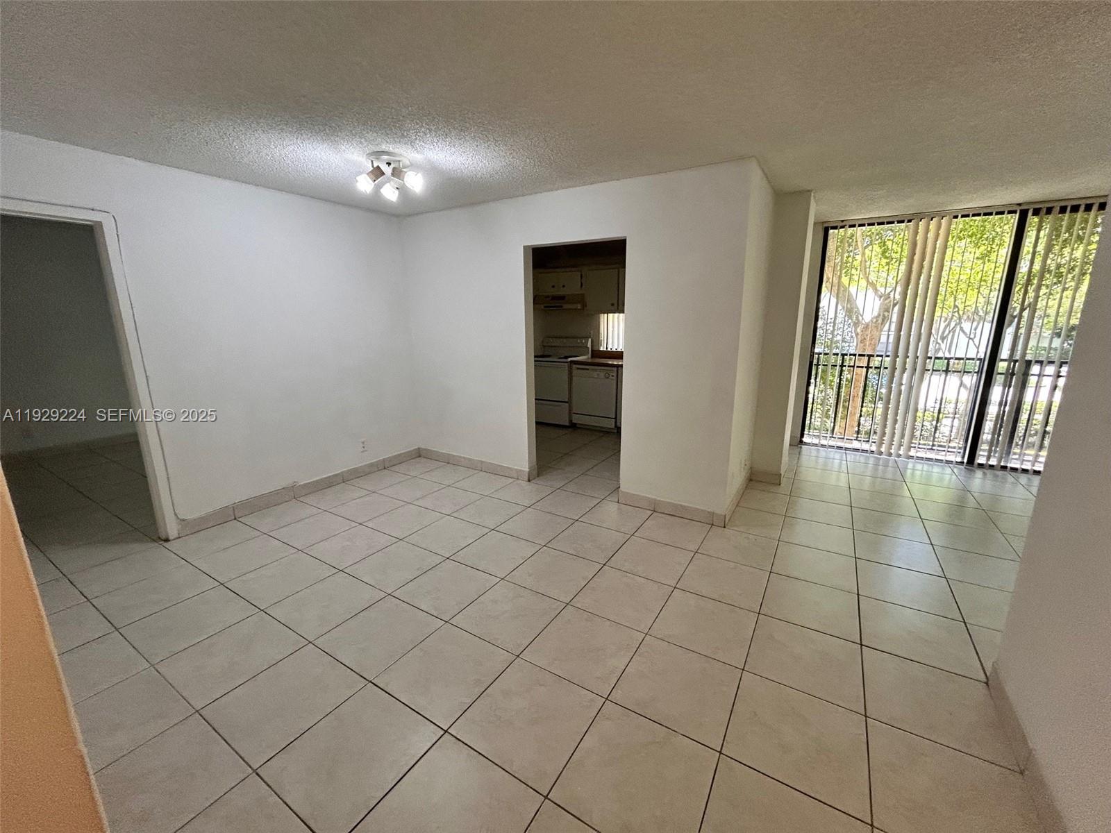 16919 North Bay Road, Unit 214 Sunny Isles Beach, FL 33160 - Photo 18 of 42 a view of an empty room and window