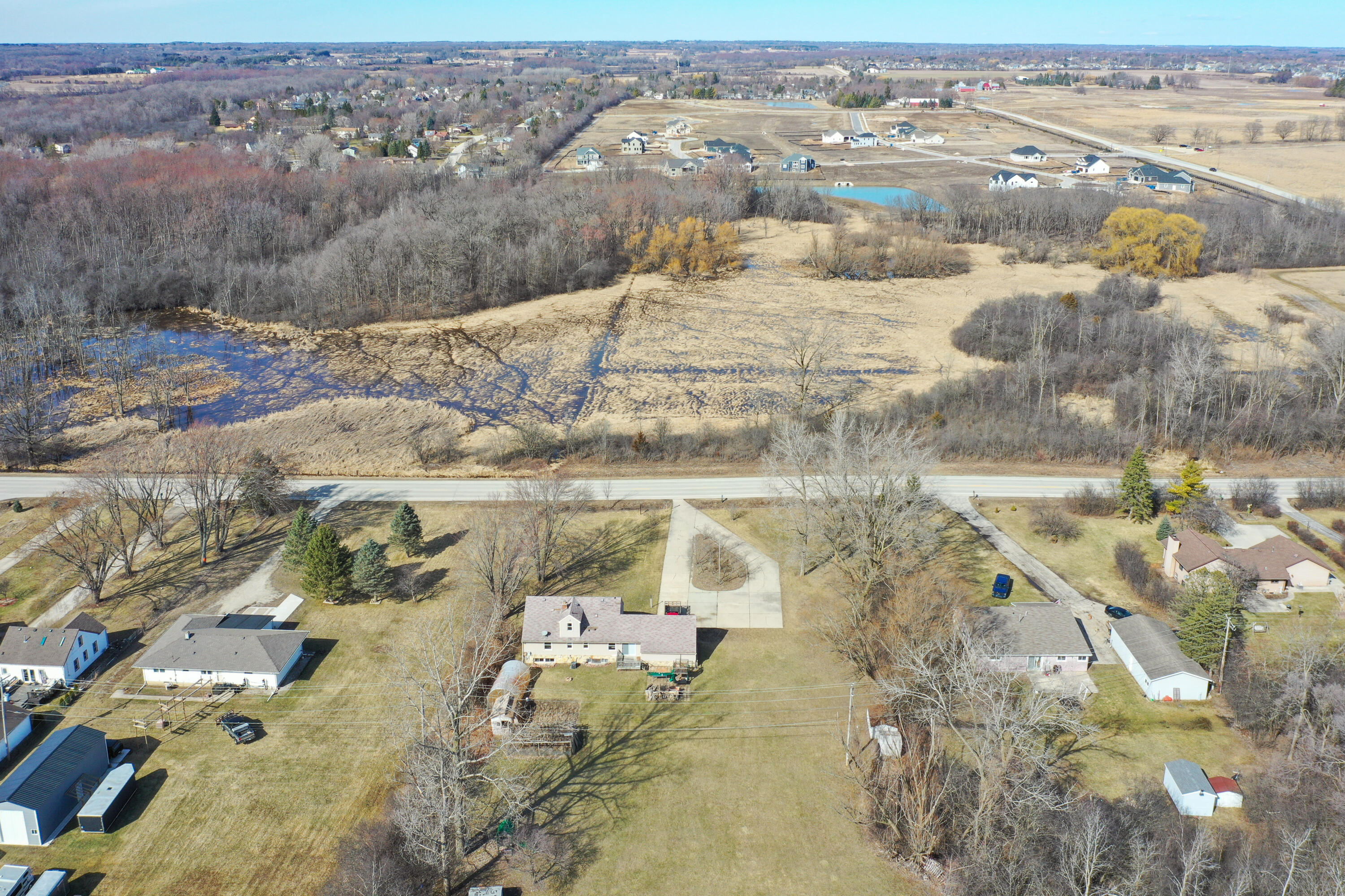 9335 West County Line Road, Unit 9325 Milwaukee, WI 53224 - Photo 37 of 39 39