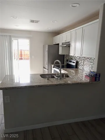 $1,750 | 1416 Manzanita Way, Las Vegas, NV 89101