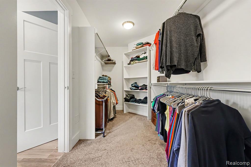 1660 Winthrop Road Bloomfield Hills, MI 48302 - Photo 23 of 38