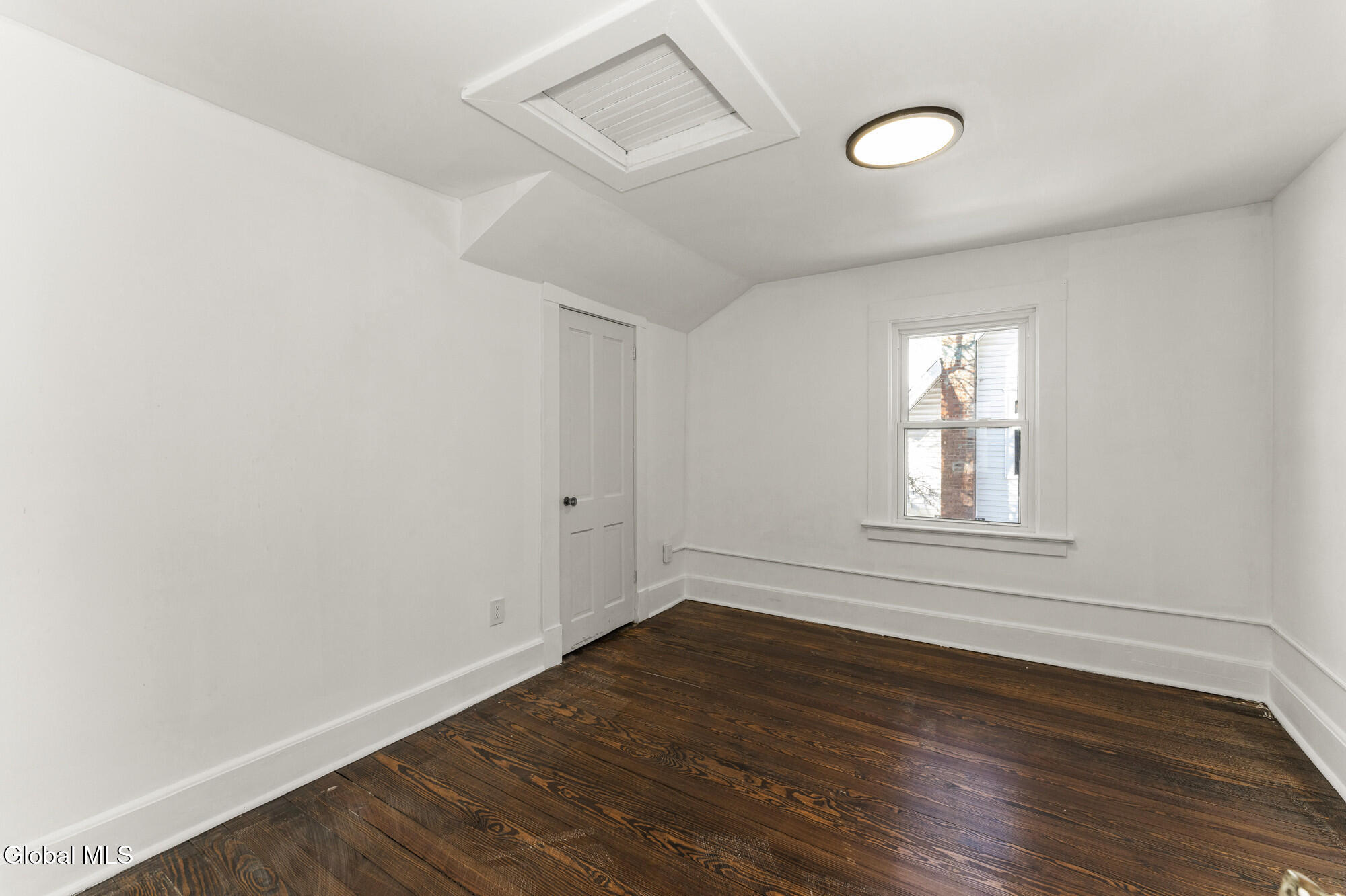 40 Brunswick Road Troy, NY 12180 - Photo 28 of 37 6 Bedroom 2