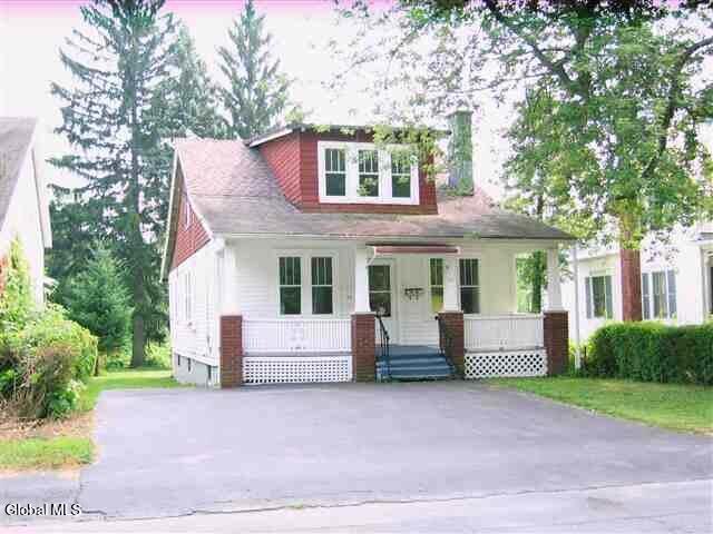 40 Brunswick Road Troy, NY 12180 - Photo 5 of 37 Old photo in the Spring