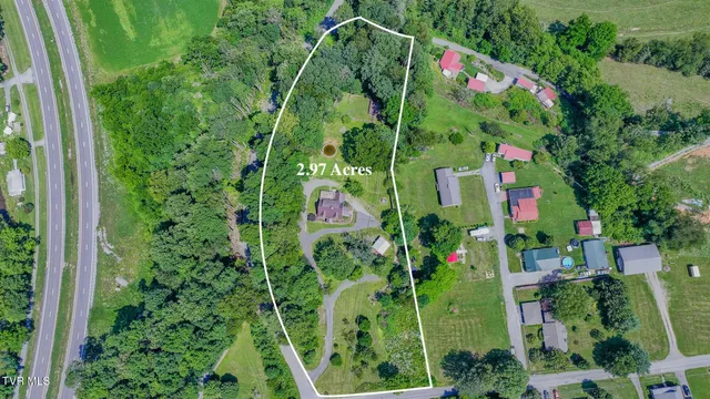 $545,000 | 31232 Hollyfield Road, Damascus, VA 24236