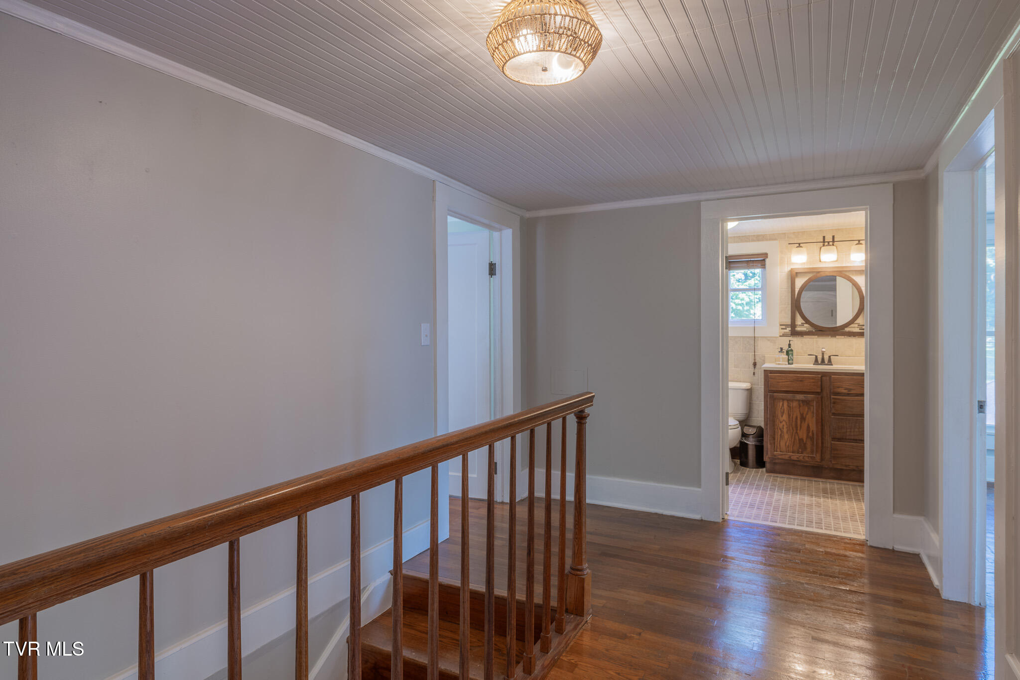 31232 Hollyfield Road Damascus, VA 24236 - Photo 24 of 46 1R9A5646-HDR