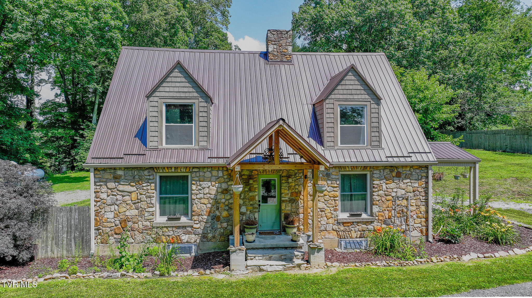 31232 Hollyfield Road Damascus, VA 24236 - Photo 33 of 46 dji_fly_20250623_150442_0168_17507061742